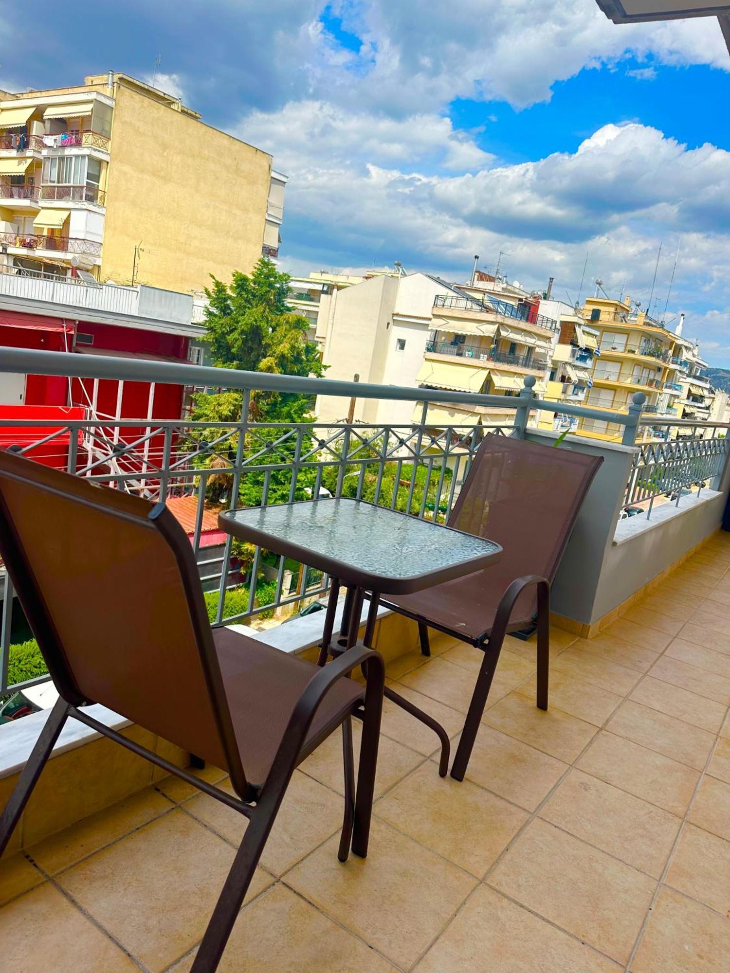 Κατάλυμα Στο Δεύτερο Όροφο Thessalonique Extérieur photo